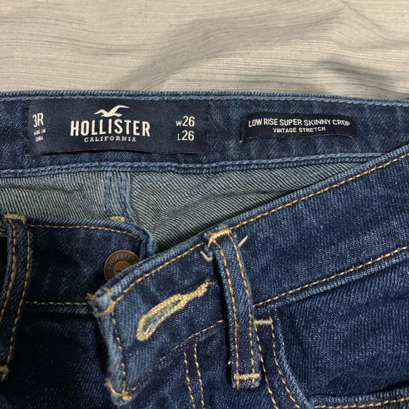 Hollister Jeans - Picture 3 of 3